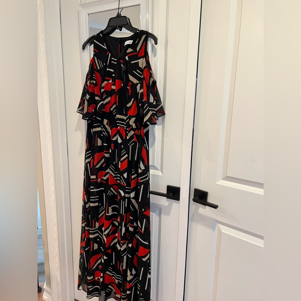 Dress - Picture 5 of 5